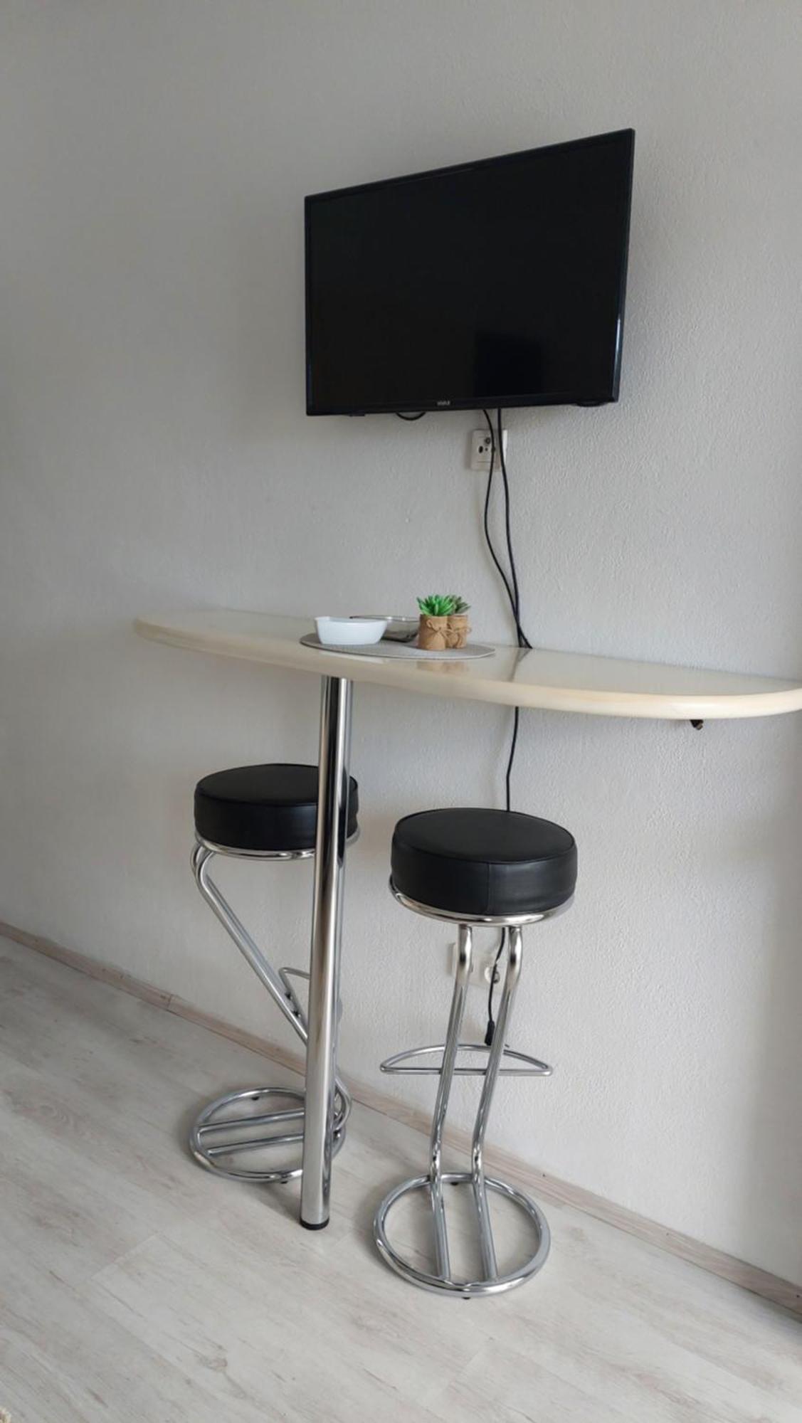 Apartmani Zana Pirovac Exterior foto